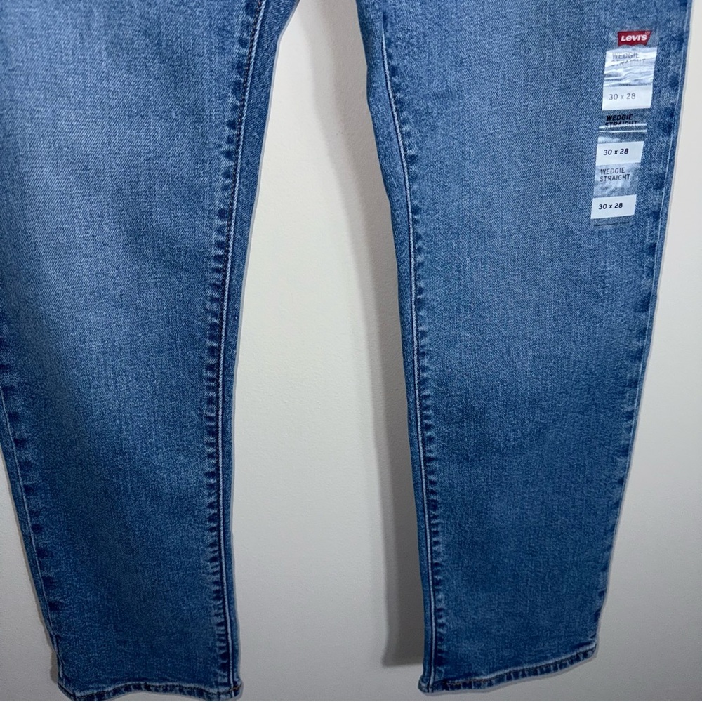 Levi's High Rise Wedgie Straight Jeans-Medium Blue-Womens Size 30W 28L-NWT - Picture 4 of 9